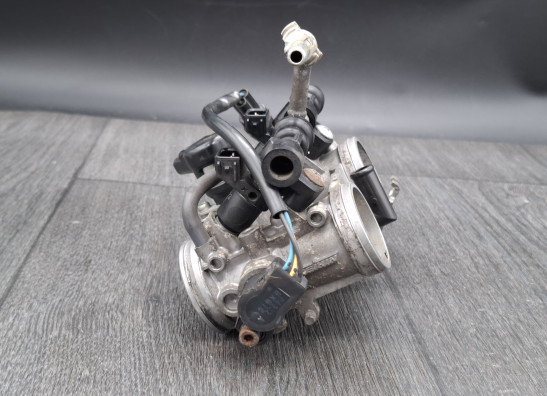 Gasklephuis Suzuki Burgman 650