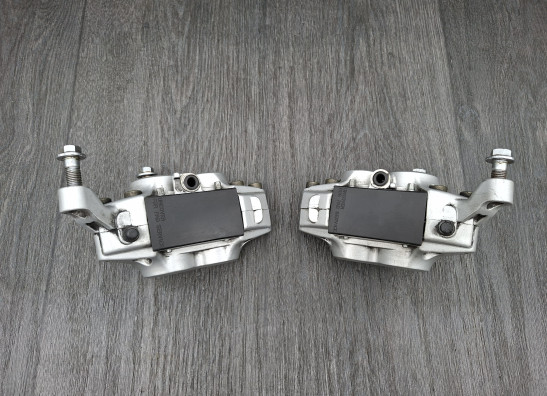 Brake calipers front Yamaha FZR 600