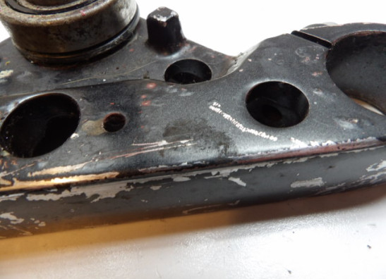 T stuk + kroonplaat Suzuki VS 1400 Intruder