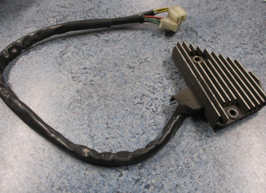 Regulator rectifier  Honda VF 500 
