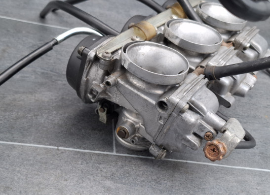 Carburateurset Triumph Trident 900