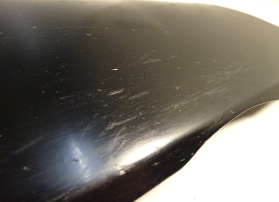 Cowl lower right Suzuki GSR 600