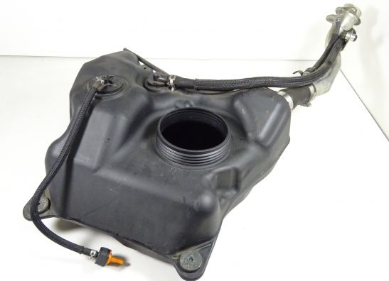 Fuel tank Suzuki Burgman 650