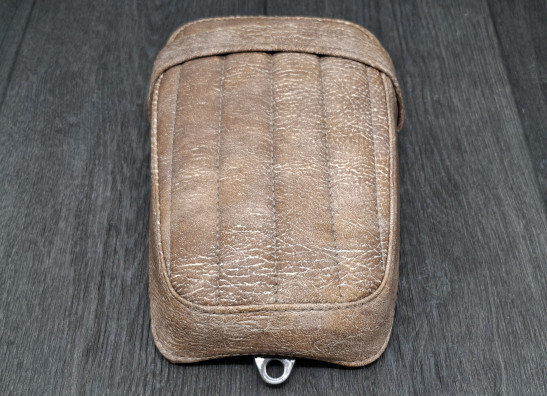 Buddy zadel Harley Davidson FLS Softail Slim