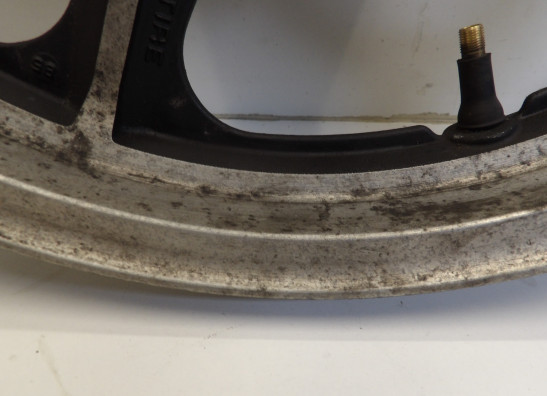 Felge vorne Honda VF 700  750 C Magna