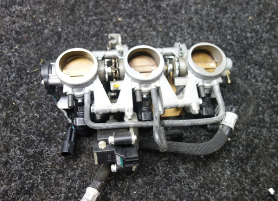 Gasklephuis Triumph Daytona 675 