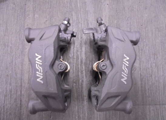 Brake calipers front Suzuki GSX S 750