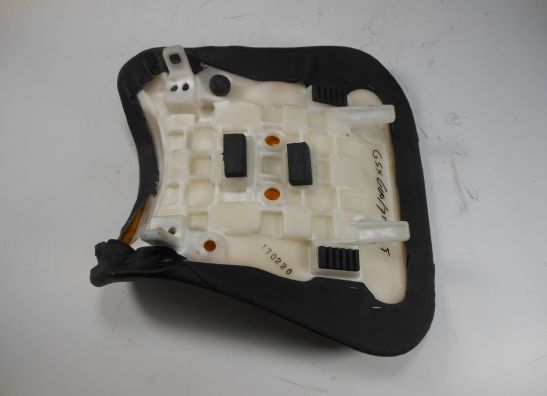 Zadel Suzuki GSX R 750