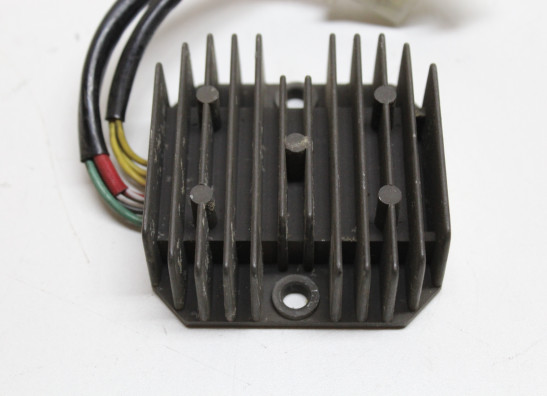 Regler Gleichrichter Honda CB 400