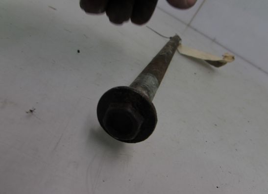 Rear axle Kawasaki VN 700  750