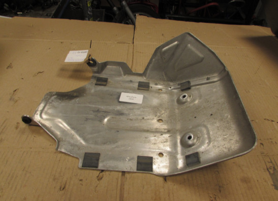 Cowl under Honda CRF 1100 Africa Twin