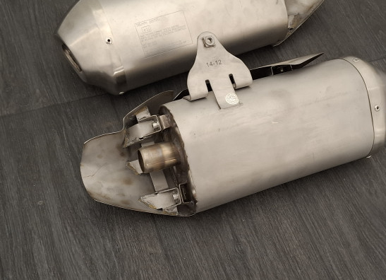 Auspuff Triumph Speed Triple 1050