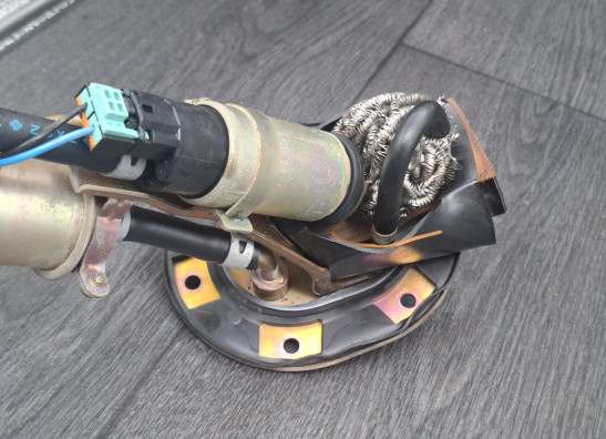 Benzinpumpe Honda VFR 800 I