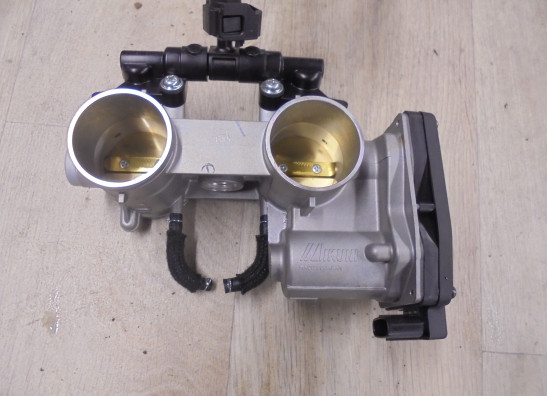 Gasklephuis Suzuki GSX 8R