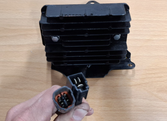 Regler Gleichrichter Suzuki VL 800