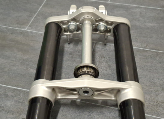 Voorpoten compleet KTM 690 Duke 4