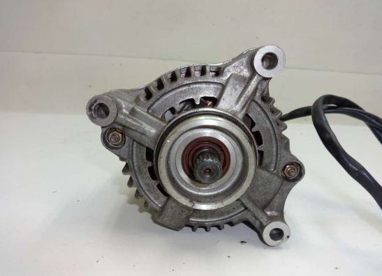 Dynamo Suzuki GSX R 750