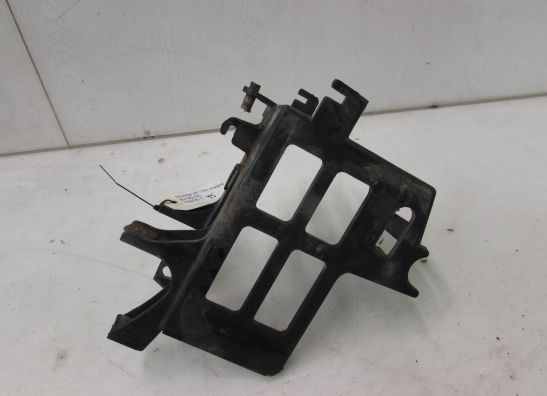 Batterie befestigung Honda VF 700  750 C Magna