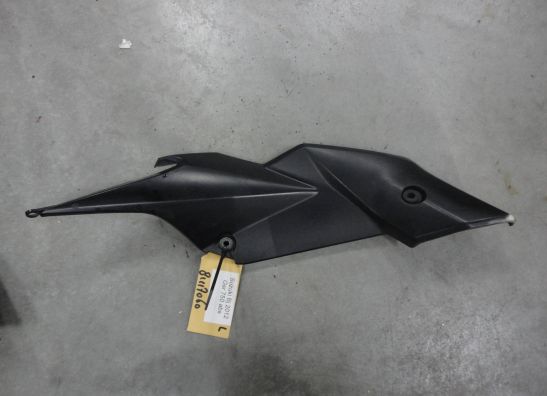 Seitenverkleidung links klein Suzuki GSR 750