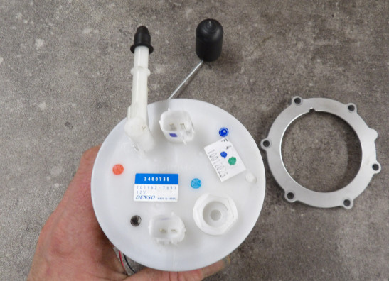 Brandstofpomp Triumph Tiger 800 XCA