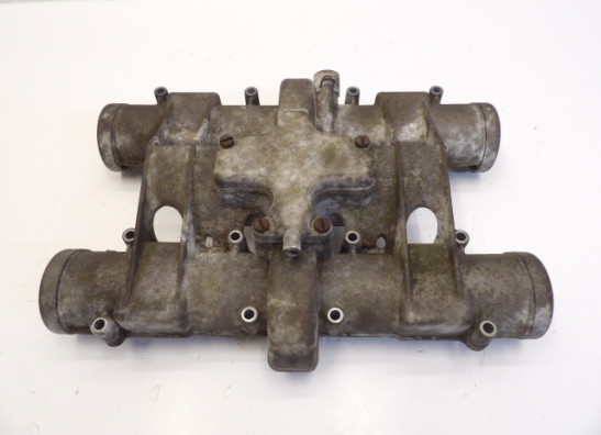 Cylinder head cover Suzuki GS 550