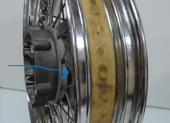 Achterwiel compleet Moto Guzzi California Vintage