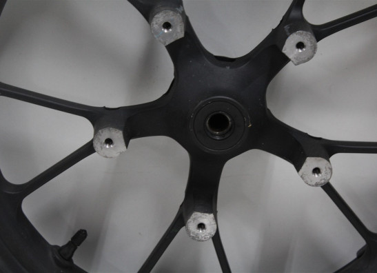 Front Wheel Honda CB 125 R