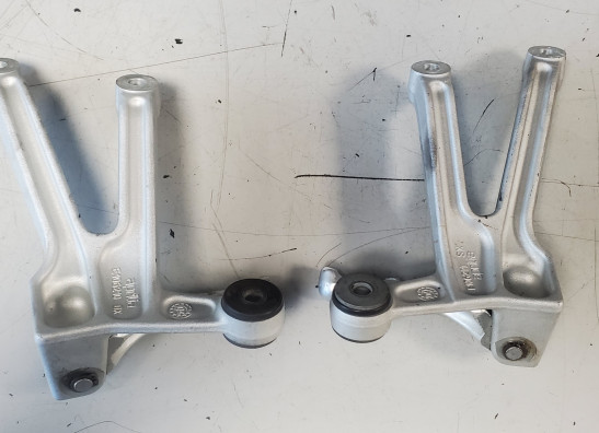 Duo fussrastenanlage Aprilia Tuono 1000