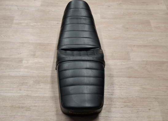 Zadel Kawasaki CSR 305 LTD