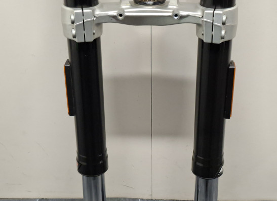 Voorpoten compleet KTM 690 Duke 4