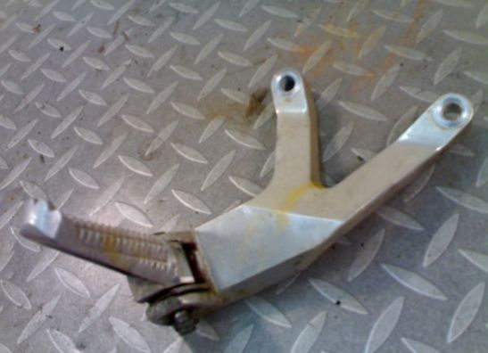 Soziusfussraste links Yamaha FZR 600