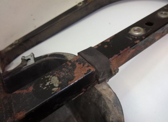 Rail Aprilia RST 1000 Futura