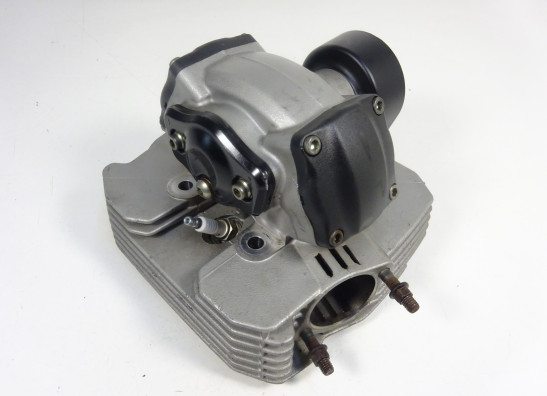 Cylinder head Ducati monster 696