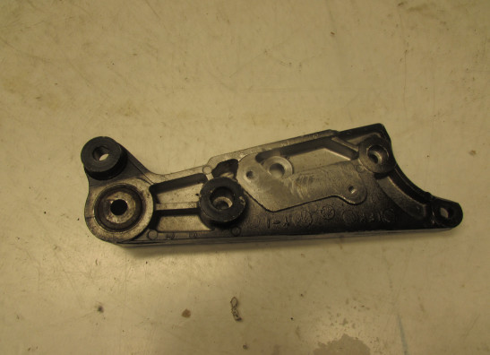 Main step holder left Yamaha V max