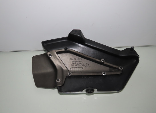 Rechter zijkuip klein Moto Guzzi Breva 750