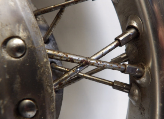 Rear wheel Suzuki VS 800 Intruder