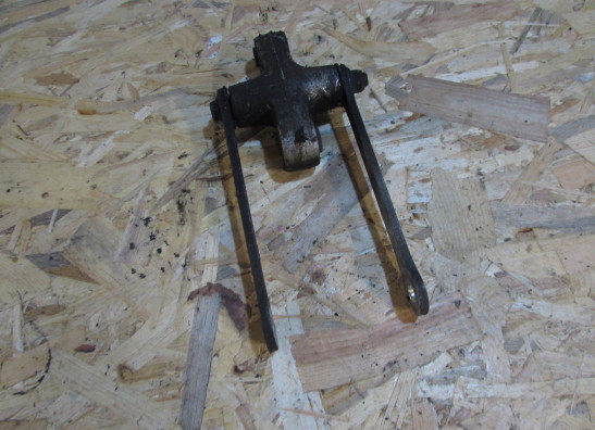 Link systeem achterveer Suzuki GSF 650 Bandit