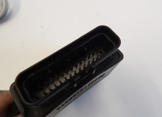 Slotenset Yamaha FZ6