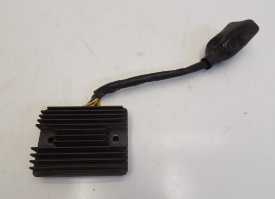 Spanningsregelaar Honda VFR 800 I