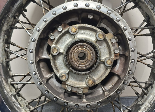 Rear wheel Suzuki VS 1400 Intruder