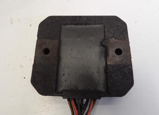 Spanningsregelaar Honda VF 700  750 C Magna