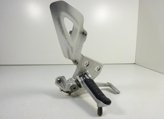 Main step holder right Triumph Tiger 1050