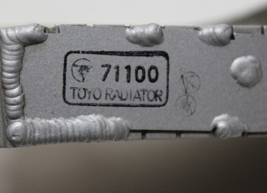 Kuhler Honda VFR 750 R - RC30