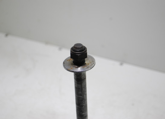 Rear axle Yamaha XJ 600 Diversion