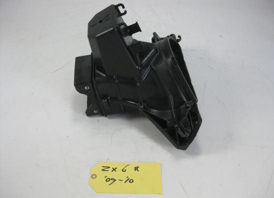Air intake center Kawasaki ZX 6 R