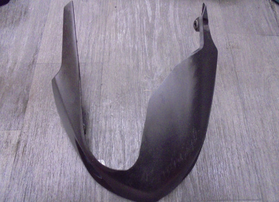 Cowl V shape under Suzuki DL 1000 V STROM