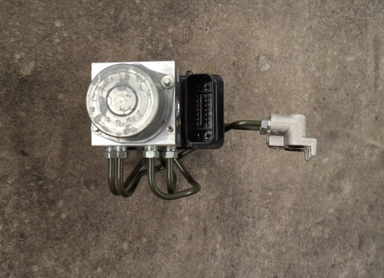 ABS pomp Yamaha XSR 900