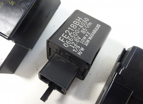 Relay Yamaha FZ6