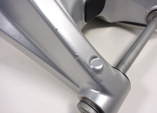 Achterbrug Aprilia Tuono 660