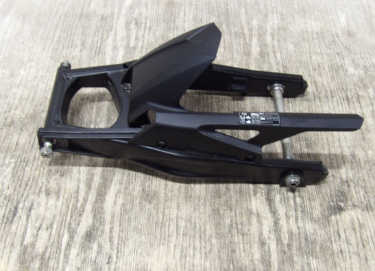 Achterbrug Suzuki GSX S 750